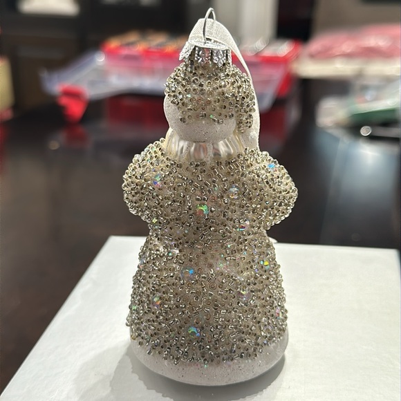 Beautiful Santa ornament by QVC. New in box. - Picture 2 of 4